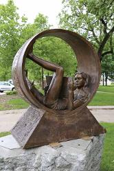 Photo of Circle of Friends sculpture by Karen Crain