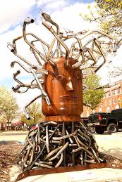Photo of Medusa sculpture by Dale Lewis