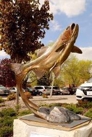 Photo of Rising Rainbow sculpture by David Turner