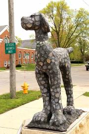 Photo of Rocky sculpture by Heidi Hoy