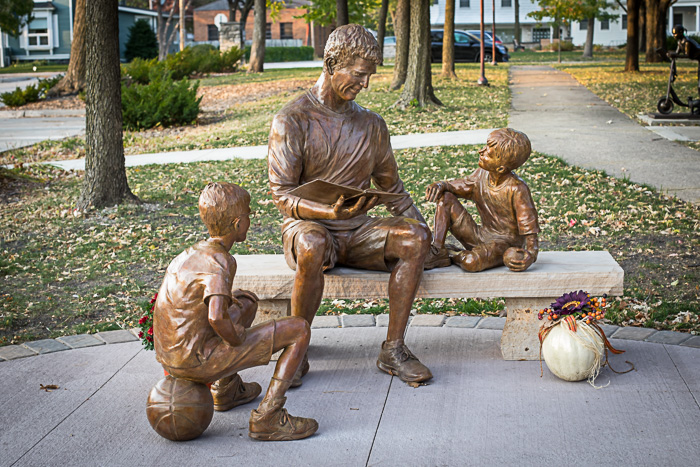 Todays readers tomorrows leaders Alex Kuhn memorial sculpture image